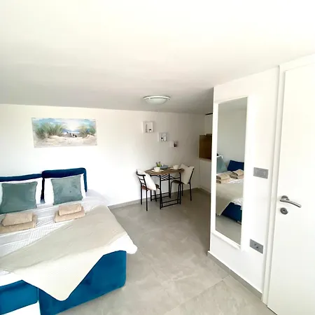 Escape Apartment *