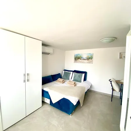 Escape Apartment