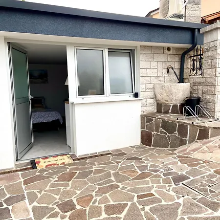 Escape Apartment